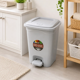 Lixeira com Pedal 13L - Linha Higiene & Organização