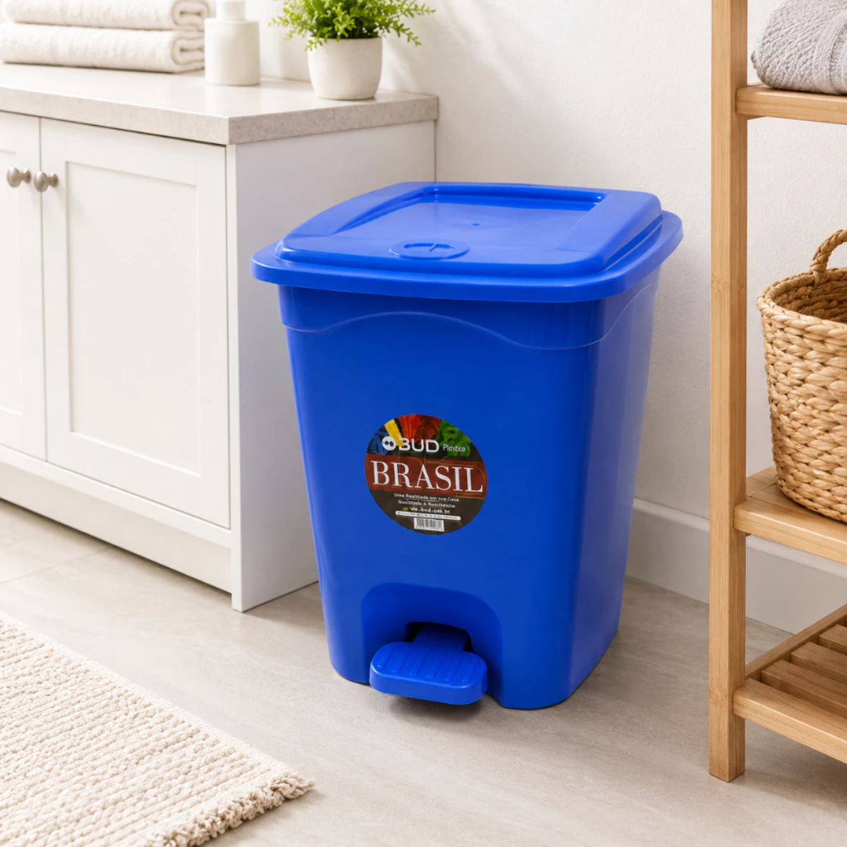Lixeira 13 L Quadrada Azul com Pedal e Tampa para Cozinha